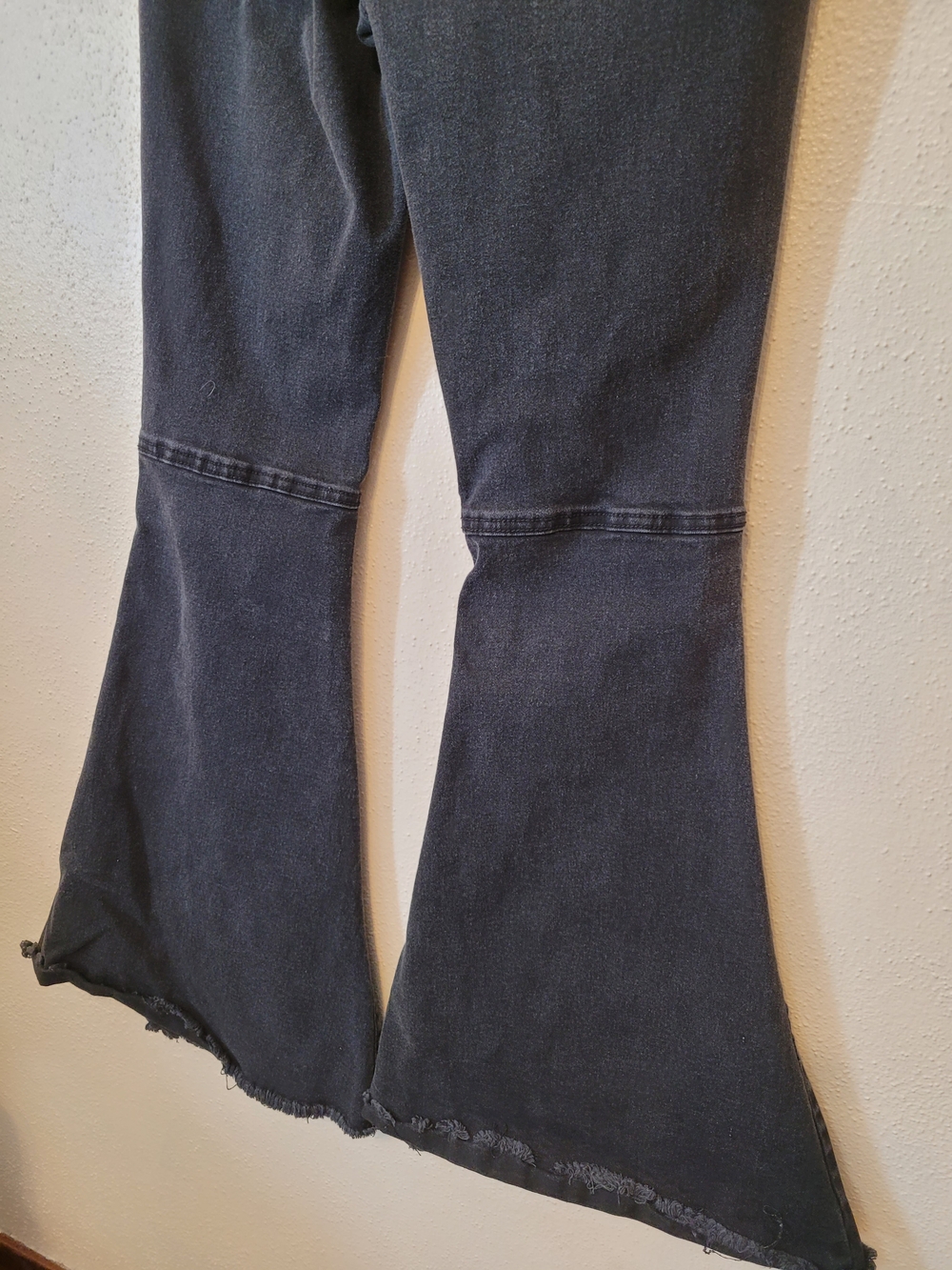 Lucky & Blessed Extreme Flare Bell Bottom Jeans Black Raw Hem Size 10 - Picture 7 of 9